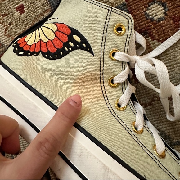 Converse Platform Butterfly Embroidered Sneakers sz 9 - Picture 7 of 7